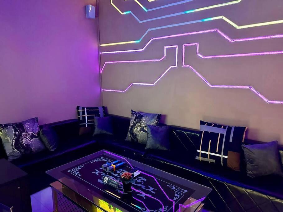 Cozy Holiday Home Karaoke Bbq Bukit Indah Jb Johor Bahru Exterior foto