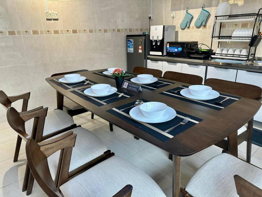 Cozy Holiday Home Karaoke Bbq Bukit Indah Jb Johor Bahru Exterior foto